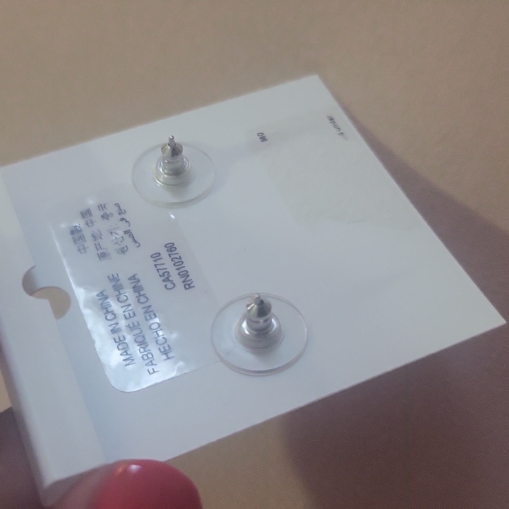 Kate Spade earrings - Picture 5 of 6